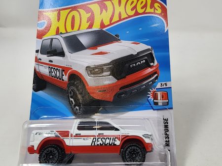 2020 RAM 1500 Rebel #39 * White * 2025 Hot Wheels Case C * LONG CARD Supply