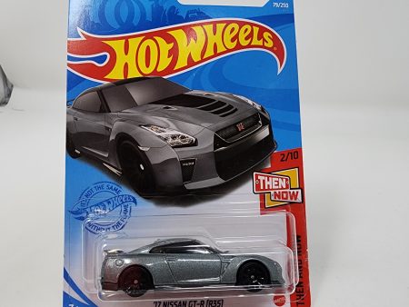 17 Nissan GT-R R35 #79 * Grey * Hot Wheels 2021 Online