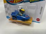 Wolverine Marvel * 2024 Hot Wheels Racer Verse Case M * NEW!! Hot on Sale